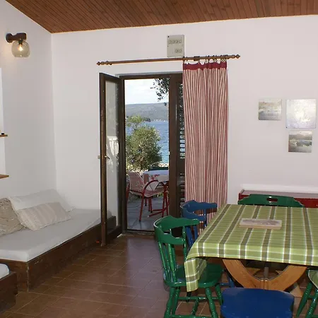 Casa de Férias Seaside House For Families With Children Razanj, Rogoznica - 4260 Rogoznica (Sibenik-Knin)