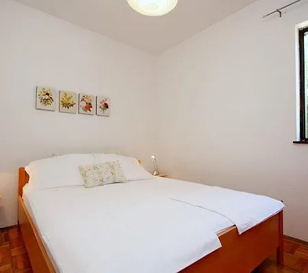 Seaside House For Families With Children Razanj, Rogoznica - 4260